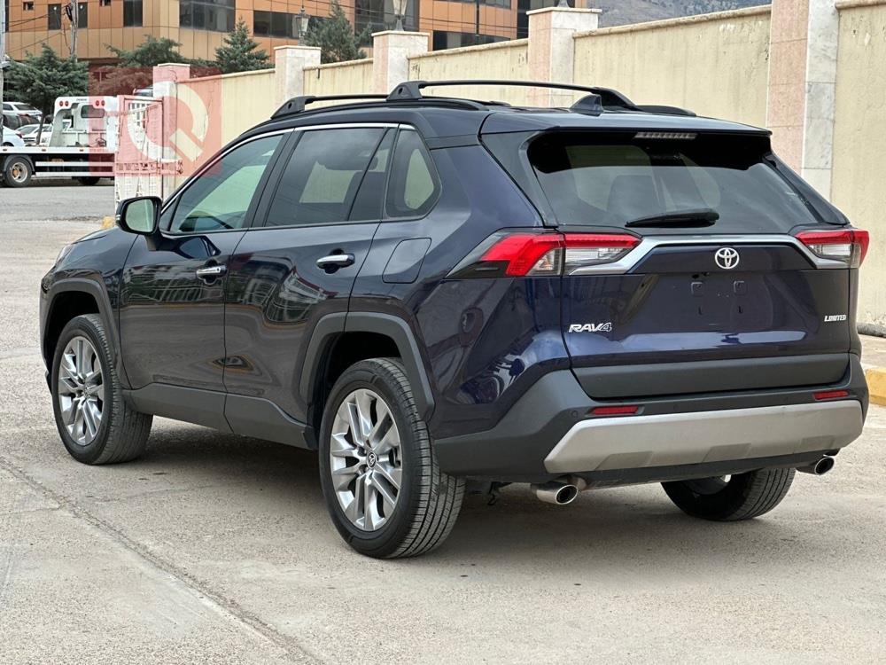 تويوتا راف 4